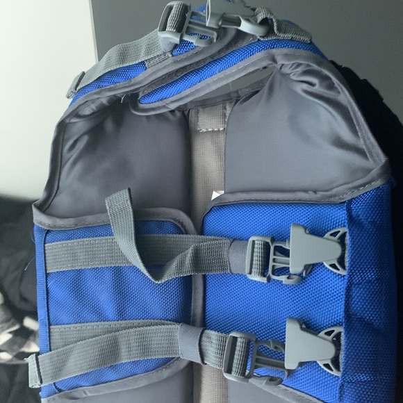 Kong life jacket green and blue small XS for pets - Picture 5 of 6